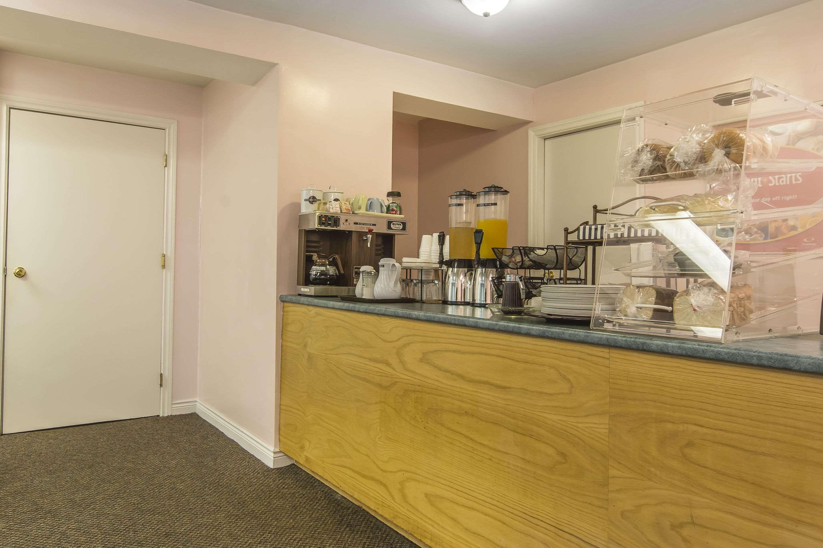 Econo Lodge Inn & Suites Saint John Εξωτερικό φωτογραφία
